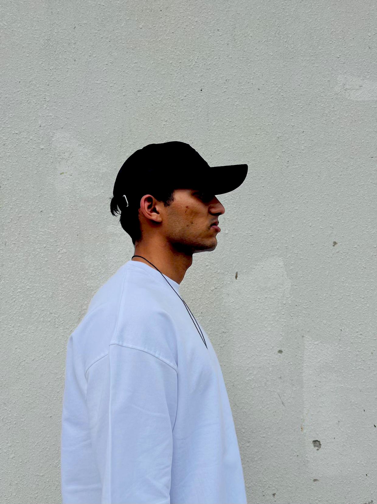 Stitchung and white oversize t-shirt